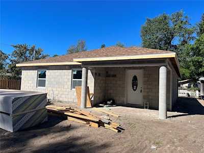 718 17th Street Ct E Bradenton, FL 34208