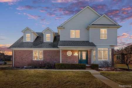 46039 Lookout Macomb, MI 48044
