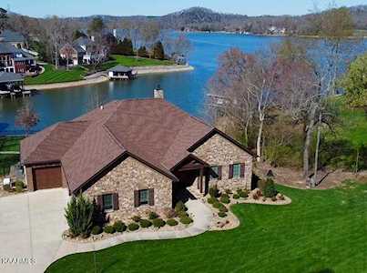 105 Harbor Point Cove Lenoir City, TN 37772