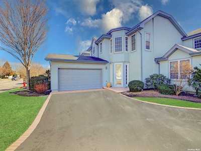 411 Madeira Boulevard Melville, NY 11747