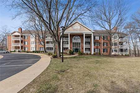 200 Ambridge Ct Chesterfield, MO 63017