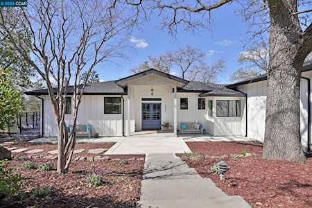 2021 Doris Ave Walnut Creek, CA 94596