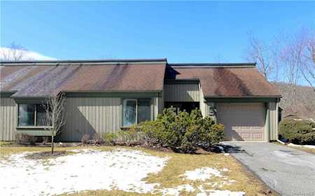 958 Heritage Hills #D Somers, NY 10589