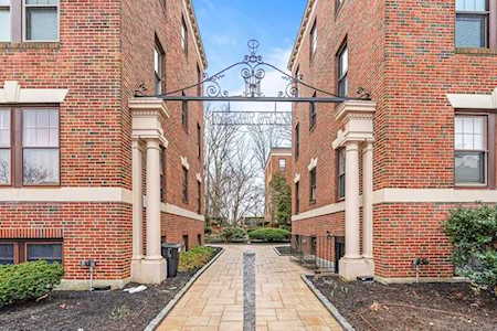1984 Commonwealth Ave #1 Boston, MA 02135