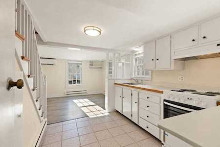 2 Highland St #1 Rockport, MA 01966