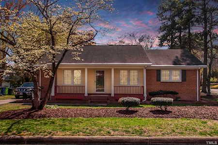 2900 Dunsinane Court Raleigh, NC 27604