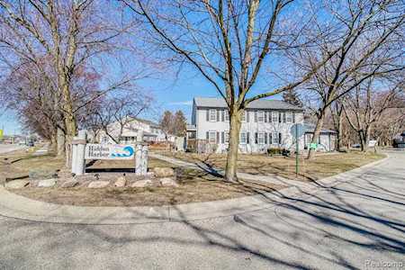 33636 Bayview Chesterfield, MI 48047