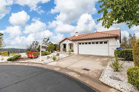 2002 Snapdragon Ln Alpine, CA 91901