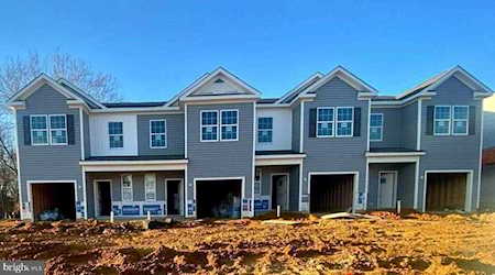 241 Mazzeo Dr Glassboro, NJ 08028