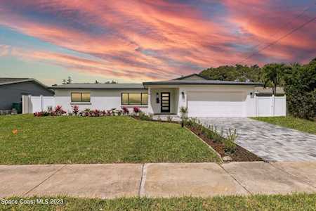 1190 Yacht Club Boulevard Indian Harbour Beach, FL 32937