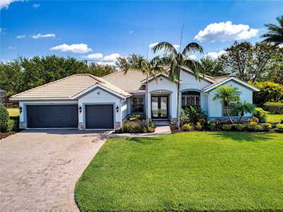 357 Blackbird Ct Bradenton, FL 34212
