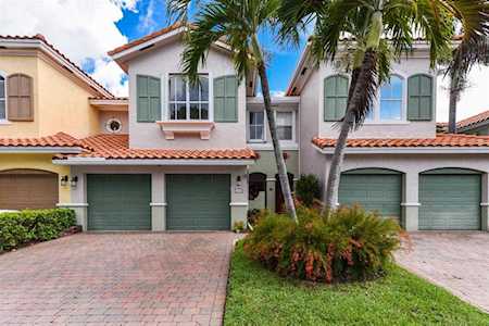 104 Las Brisas Circle Hypoluxo, FL 33462