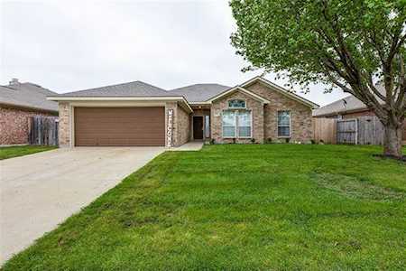 328 Rock Hill Drive Crowley, TX 76036