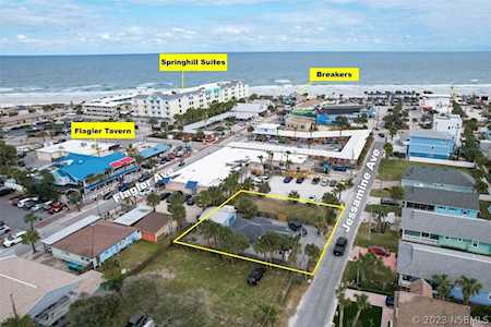 412 Jessamine Ave New Smyrna Beach, FL 32169
