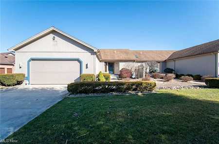 583 Shadydale Dr #2 Canfield, OH 44406