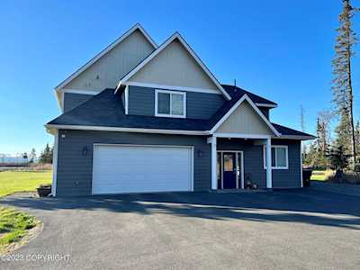 1502 Pey Dr Kenai, AK 99611