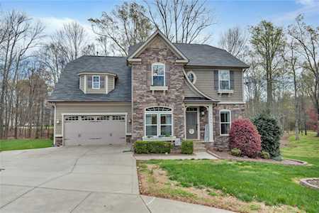 2654 Holly Oak Ln Gastonia, NC 28056