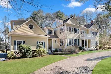 5 Ellen Mary Way Wayland, MA 01778
