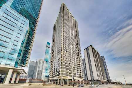 360 E Randolph St #2605 Chicago, IL 60601