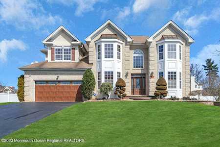 111 Picadilly Dr Jackson, NJ 08527
