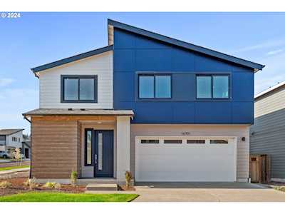 16701 SE Mist Layer LOOP Happy Valley, OR 97086