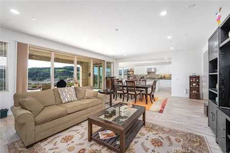 35 Cantar Rancho Mission Viejo, CA 92694