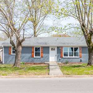 826 Mahr Ave Lawrenceburg, TN 38464