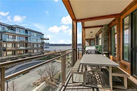 45 Hudson View Way #301 Tarrytown, NY 10591