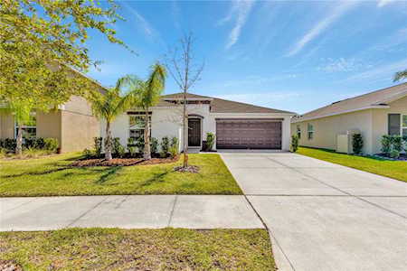 17232 White Mangrove Dr Wimauma, FL 33598