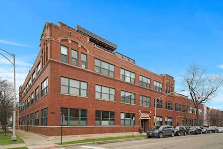 2250 W Ohio St #106 Chicago, IL 60612