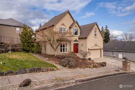 103 Sweet Birch Dr Longview, WA 98632