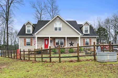 4705 Wildberry Ln Chapel Hill, TN 37034