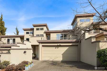 5051 50th Ave NE #46 Seattle, WA 98105