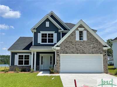 209 Spring Hill Dr Richmond Hill, GA 31324