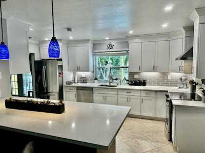 5240 SW 5th Street Plantation, FL 33317