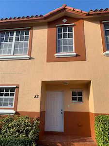 2314 Johnson St #25D Hollywood, FL 33020
