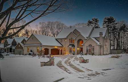 100 Stonebridge Ct Green Bay, City of Green Bay, WI 54313-4704