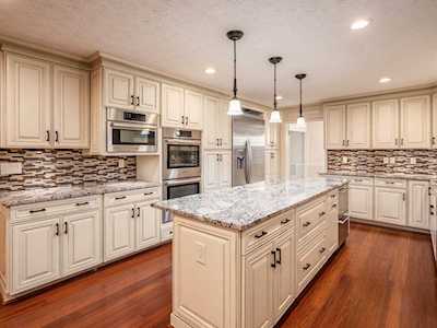 3899 Scotsfield Drive Columbus, OH 43230