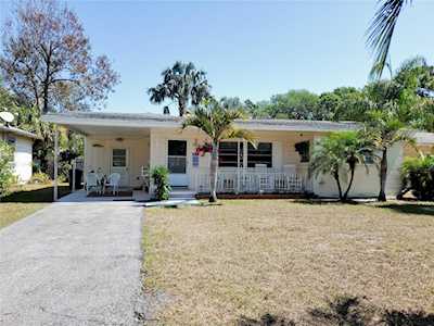 1522 Gray St S Gulfport, FL 33707