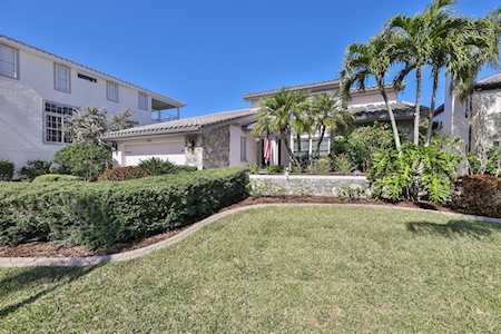 935 Symphony Isles Blvd Apollo Beach, FL 33572