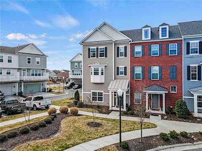 1753 Perla Dr Virginia Beach, VA 23456