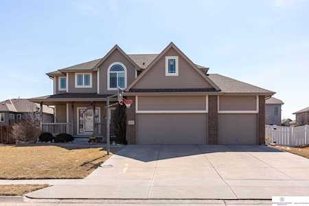 1005 Clearwater Dr Papillion, NE 68046
