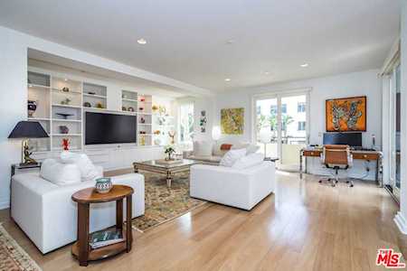 130 N Swall Dr #201 Beverly Hills, CA 90211