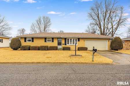 129 E Norwood St Morton, IL 61550