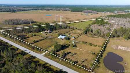 1690-1700 S State Road 415 New Smyrna Beach, FL 32168