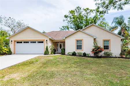 738 S Terrace Dr Eagle Lake, FL 33839