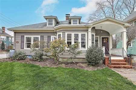 56 Glenwood Ave Pawtucket, RI 02860