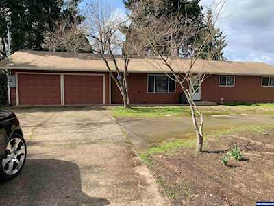 2395 Fisher Rd Salem, OR 97305