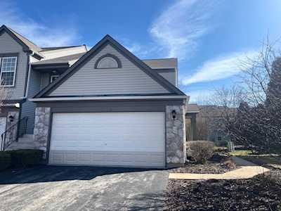 3108 Bromley Ln Aurora, IL 60502