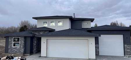 2054 Syringa Street Eagle, ID 83616
